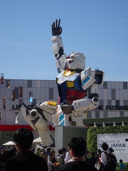 �K���_���̗����ł��܂��B�����O�̊O���ɂ���܂������I�����p�r���I���́A�݂�ȊO���ł��Ă�B�\��Ȃ��Ƃ�����킟�I