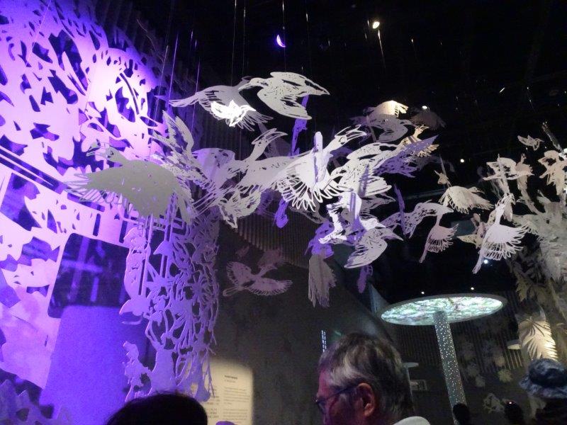 ���̊G�̐؂蔲���ł�Ȃ��B�ǂ�ȈӖ�����񂩂��Ȃ��H